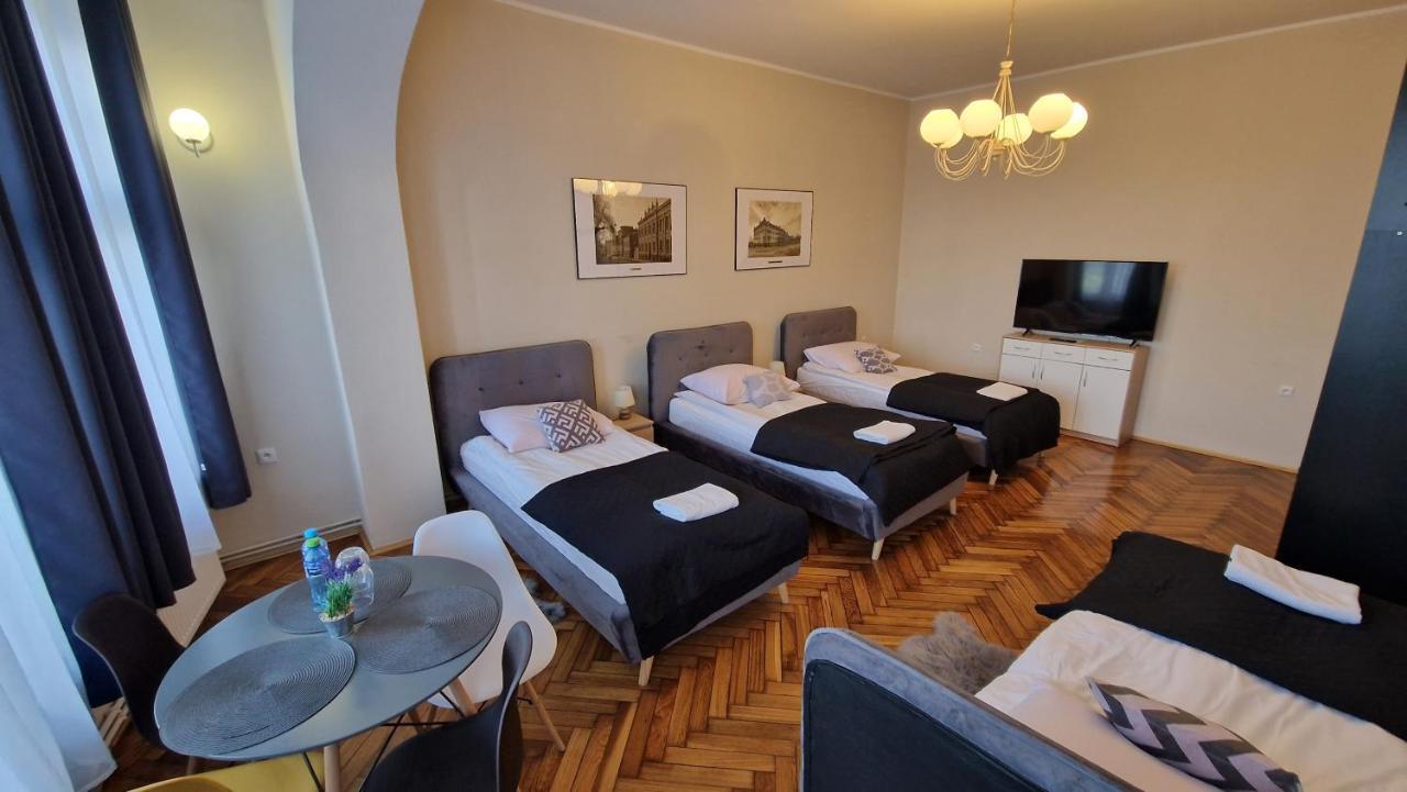 Czarna Owca- Pokoje Goscinne Gniezno Exterior foto