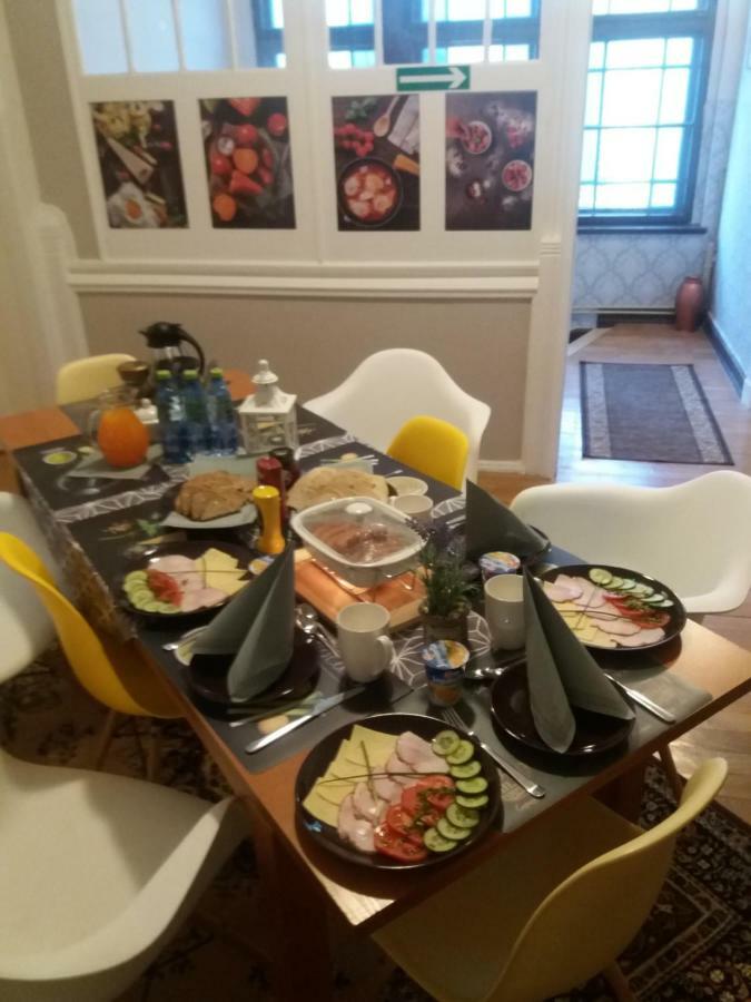 Czarna Owca- Pokoje Goscinne Gniezno Exterior foto